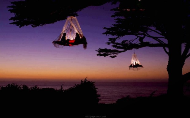 hanging_tents