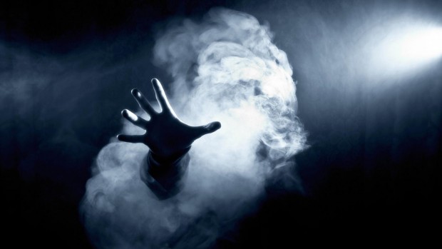 ghost_hand_2560_1440