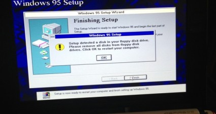 Windows 95 download