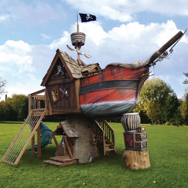 pirate_ship_playhouse