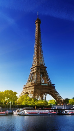 Eiffel-Tower-Paris-Autumn-250x443